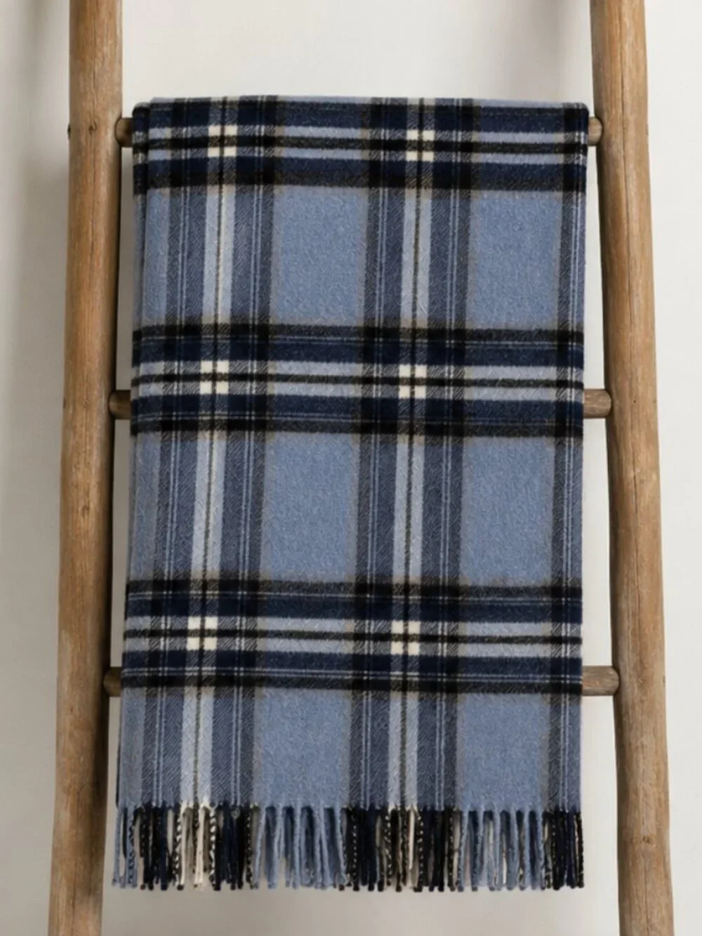 Lambs wool Roca Home Plaid Throw Blanket Blue Blend Fringe LN/NWOT